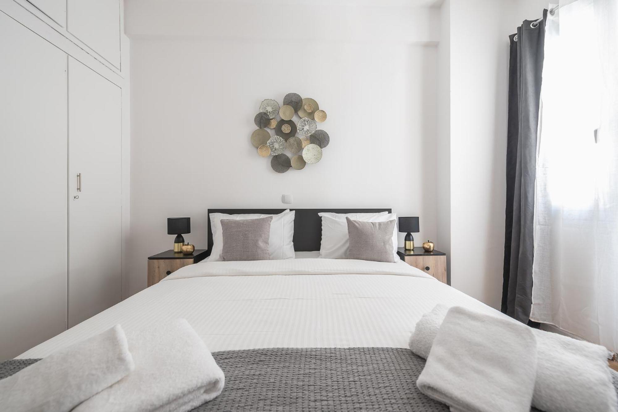 Apartment Cozy Gem In 2 Min From Metro