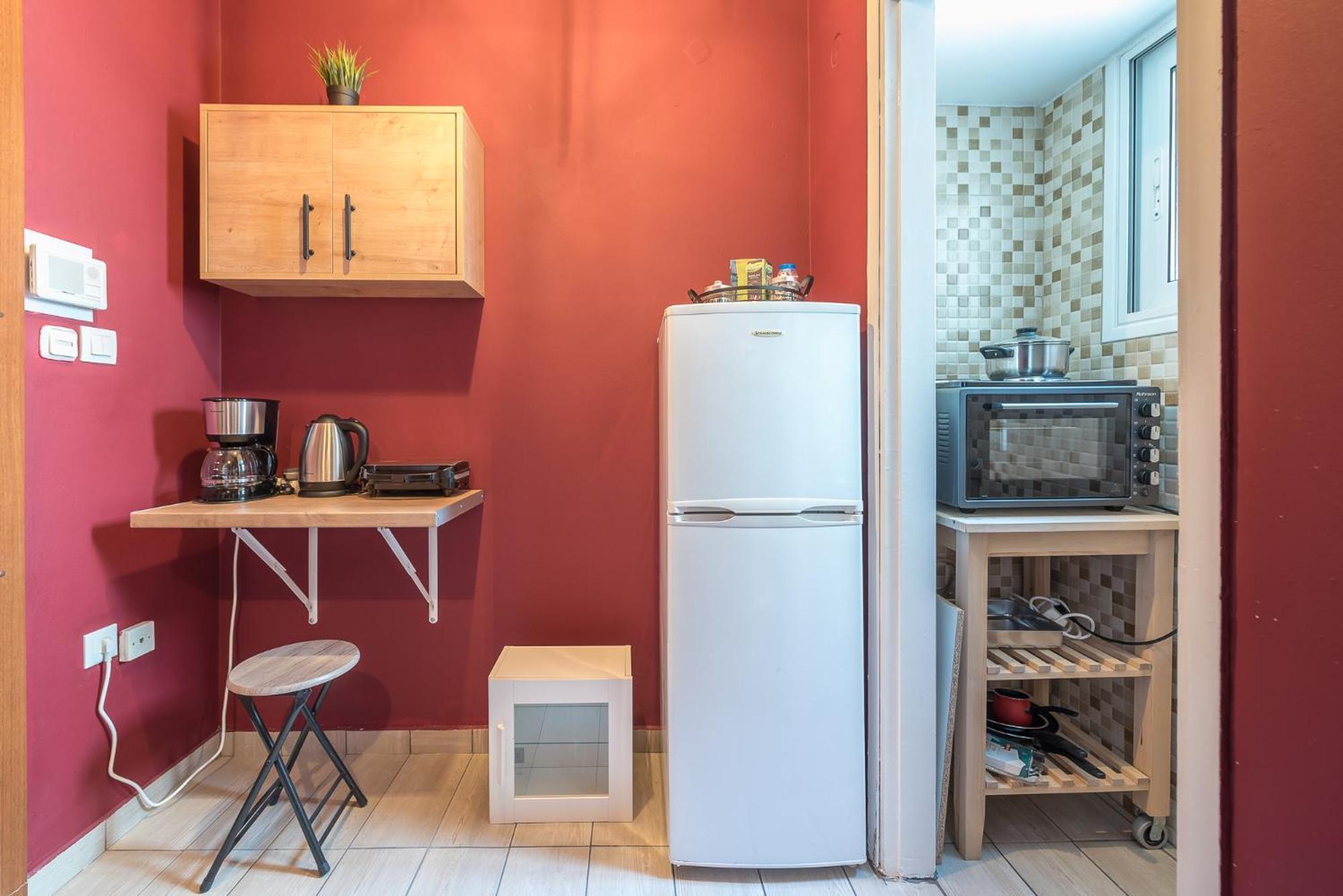 Cozy Gem In 2 Min From Metro Apartment